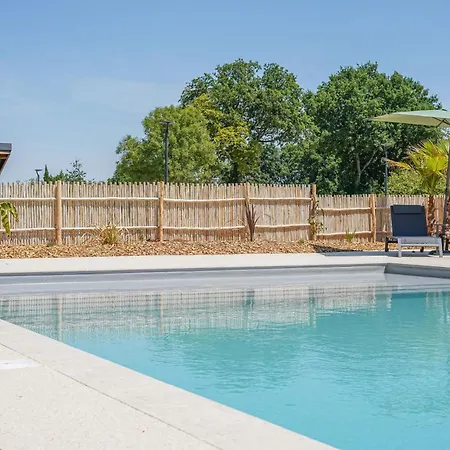 N°11 - Golf Et Piscine Commune - 3 *
